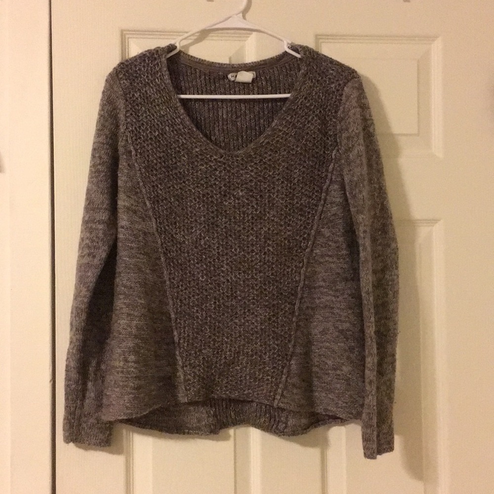Grey sweater M